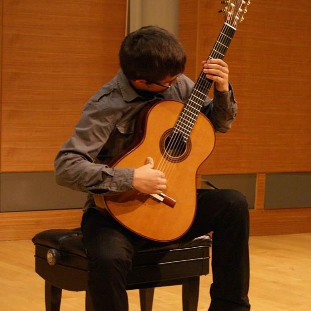 Raziel Gonzalez Guitar Instruction