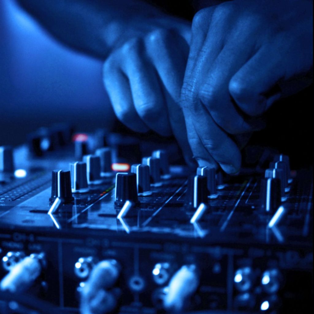 DJ HD