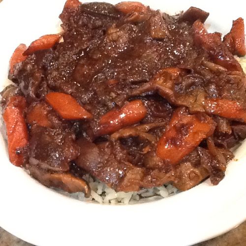 Beef short ribs with carrots and shiitakes