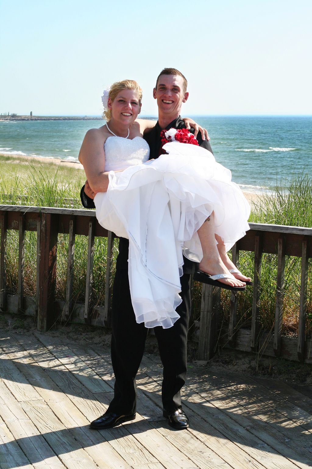 Johnson Wedding, couple photos. Arcadia, Michigan.