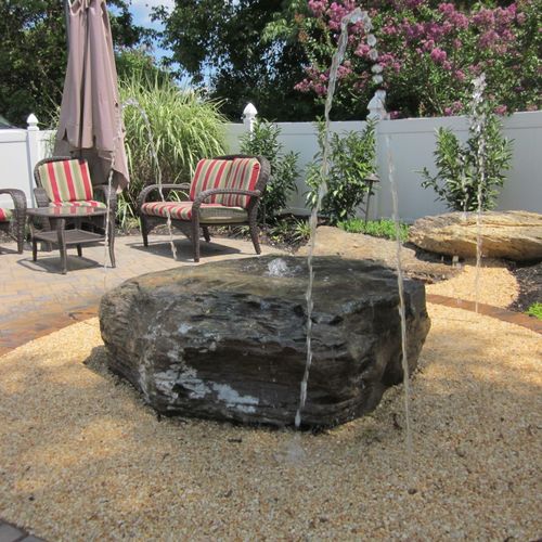 play fountain. water feature, patio, pavers
