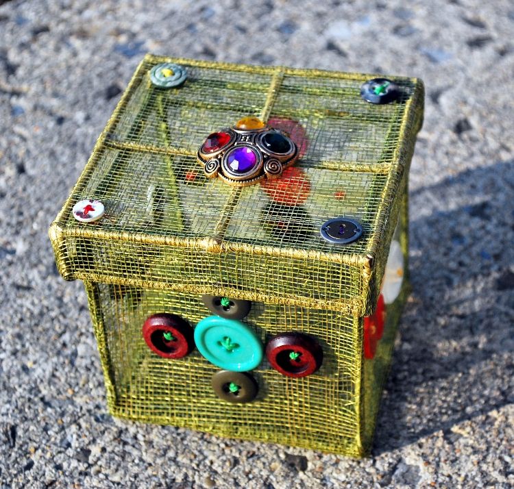 Button box.  This box is really popular with my cu