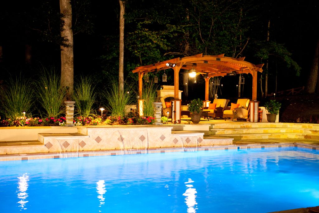Potomac, MD - Outdoor patio, pool and pergola