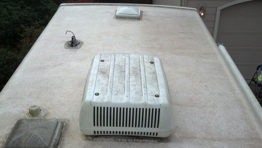 A customer RV BEFORE being cleaned by outSHINE