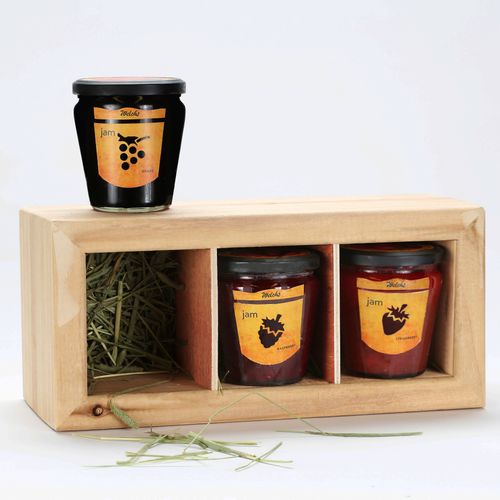 Package Design I created for a high quality Jam
Th
