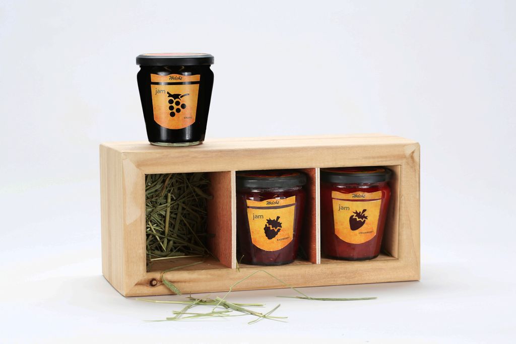 Package Design I created for a high quality Jam
Th