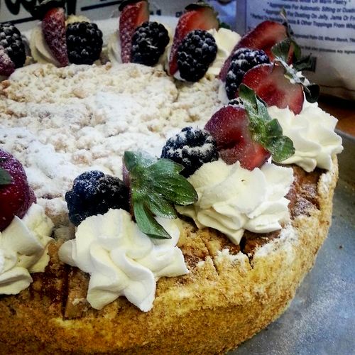 Berries and Cream cake- Vanilla Bean cake with fre