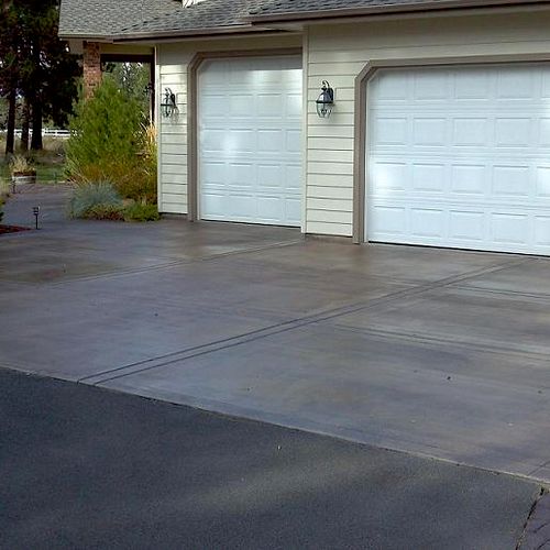 Stained concrete driveway