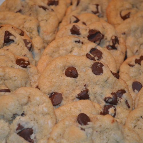 D'licious chocolate chip cookies