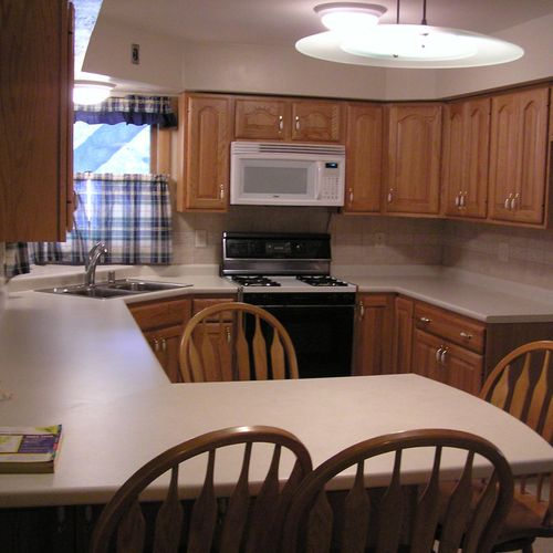 INSTALLED CABINETS & COUNTERTOPS