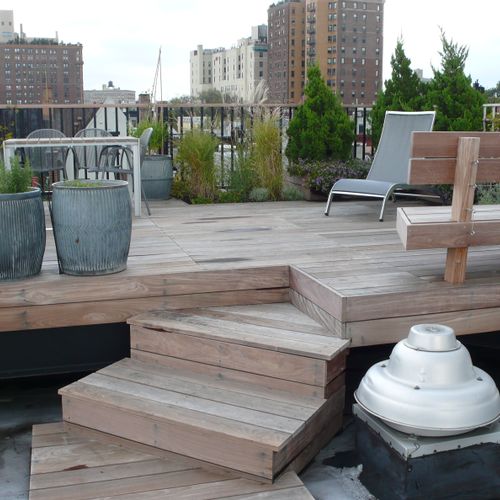 Park Slope rooftop deck with sunken meadow plantin