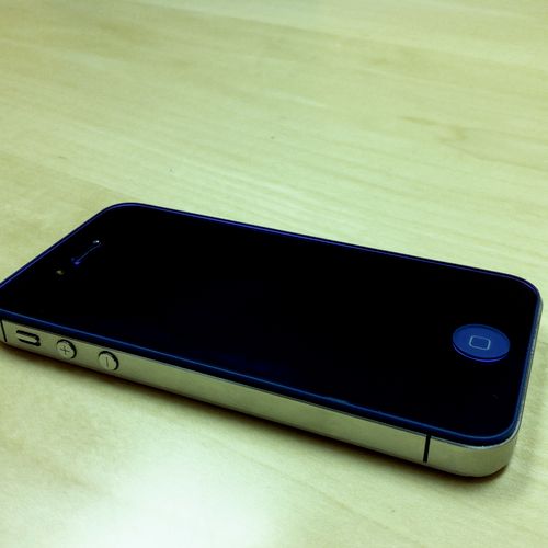 Really Cool Shiny Blue iPhone!