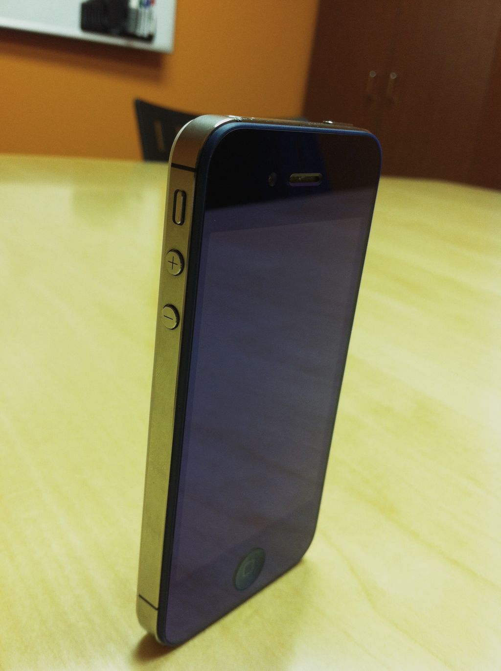 Really Cool Shiny Blue iPhone 2.