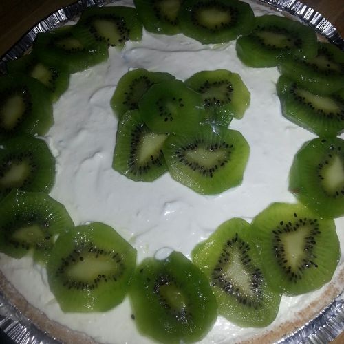 Delight yourself in a Kiwi Keylime pie with graham