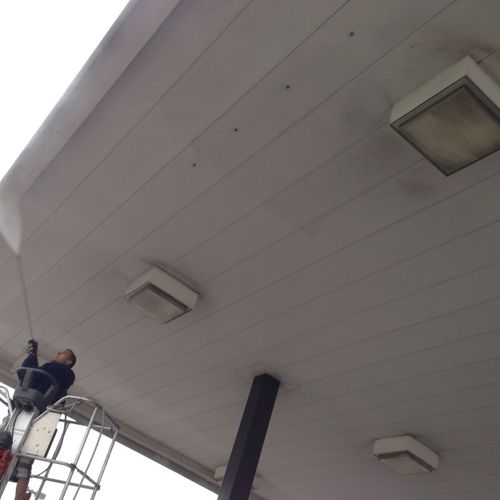 Raceway Gas Station Canopy System Cleaning