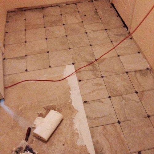 Bathrooms tile floors