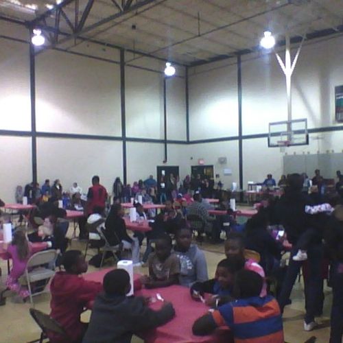 XMAS DINNER AT MKINLEY COMMUNITY CENTER GREAT TURN