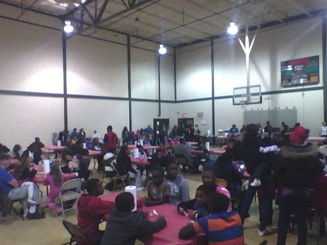 XMAS DINNER AT MKINLEY COMMUNITY CENTER GREAT TURN