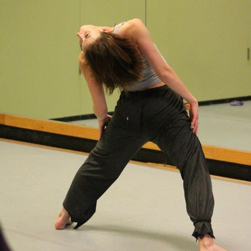 Teaching a contemporary class at Lebanon Ballet Sc