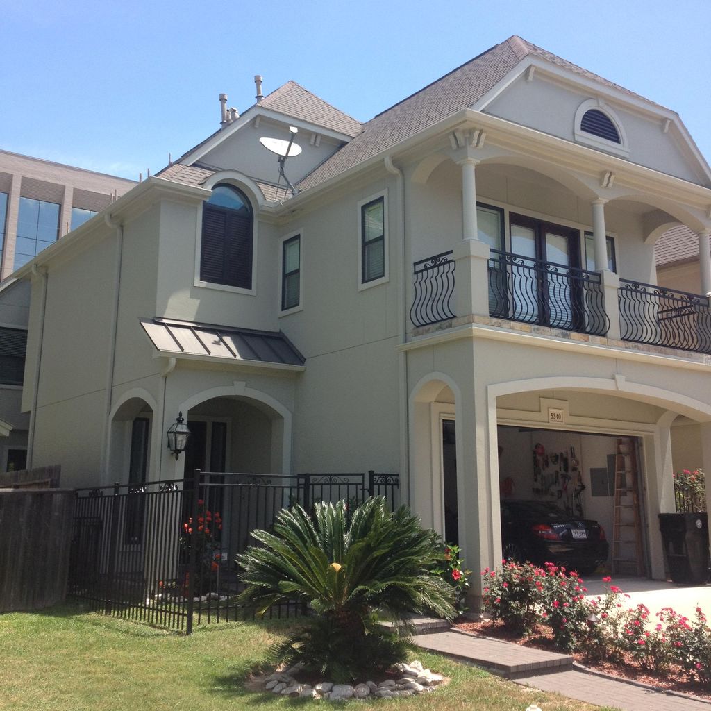 Houston Roofing & Construction LLC