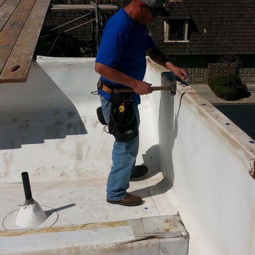 commercial roof replacement Fresno, Ca.