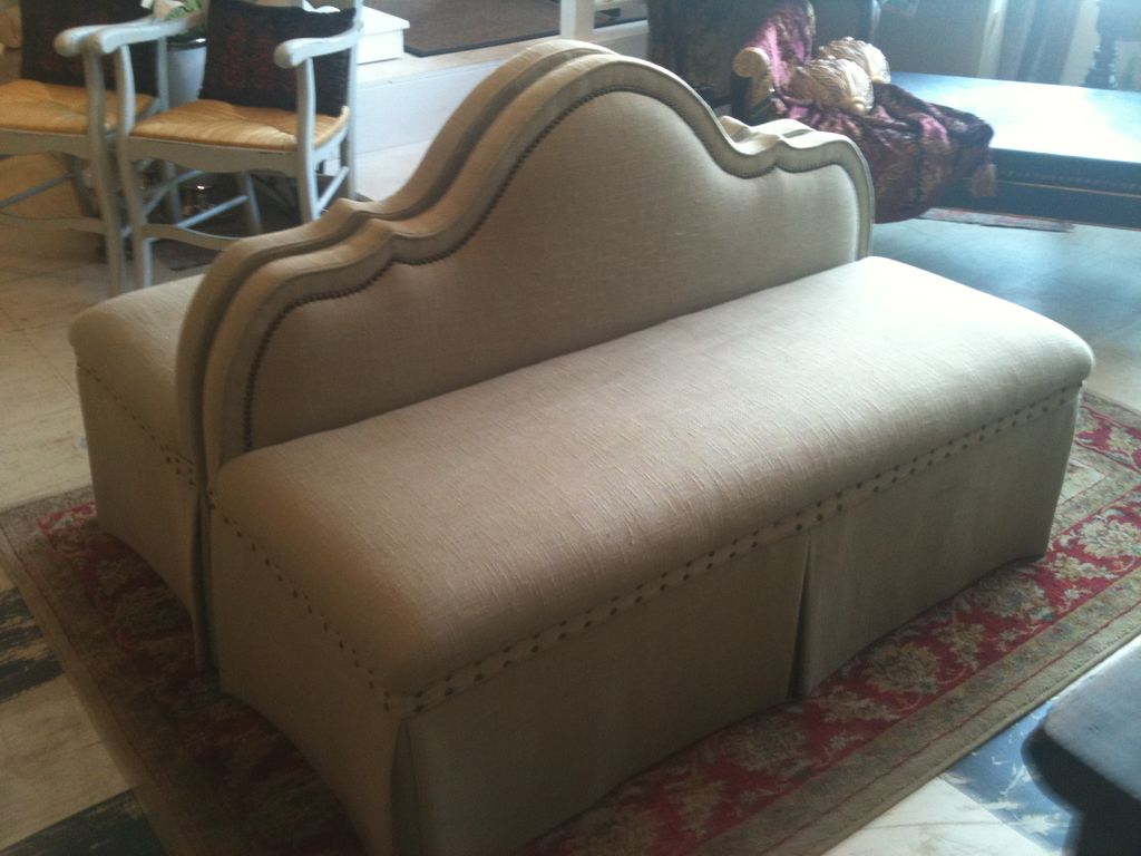 Beautiful pair of modern settees perfect in any ve