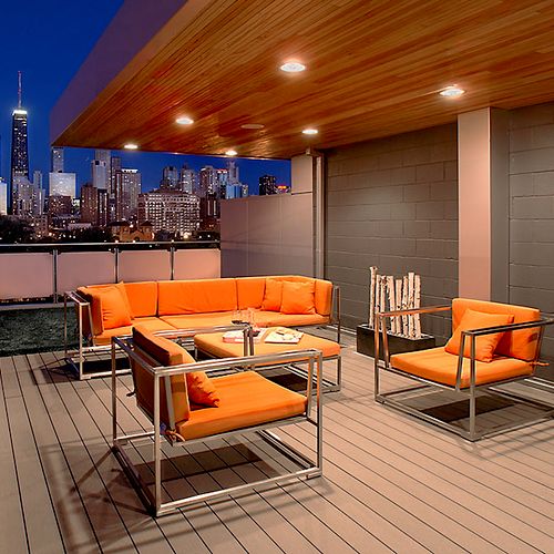 Spectacular Rooftop Deck
River North