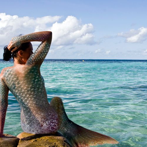 Photoshop manipulation to create a mermaid