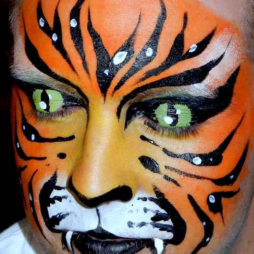 Fancy tiger by Amazing Face Art