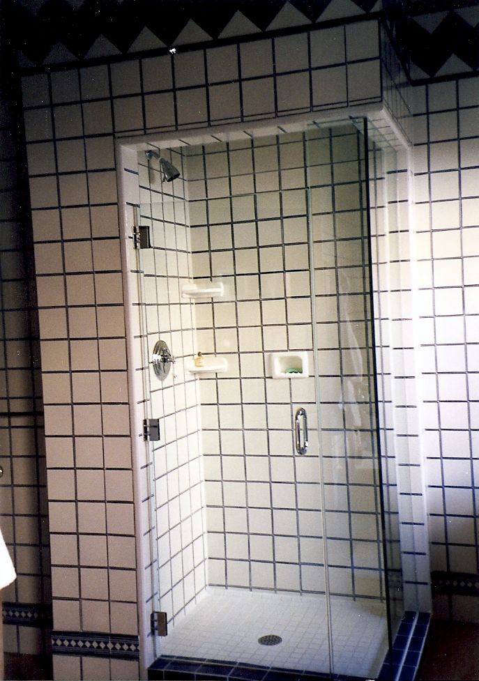 Shower:Custom build/tile work