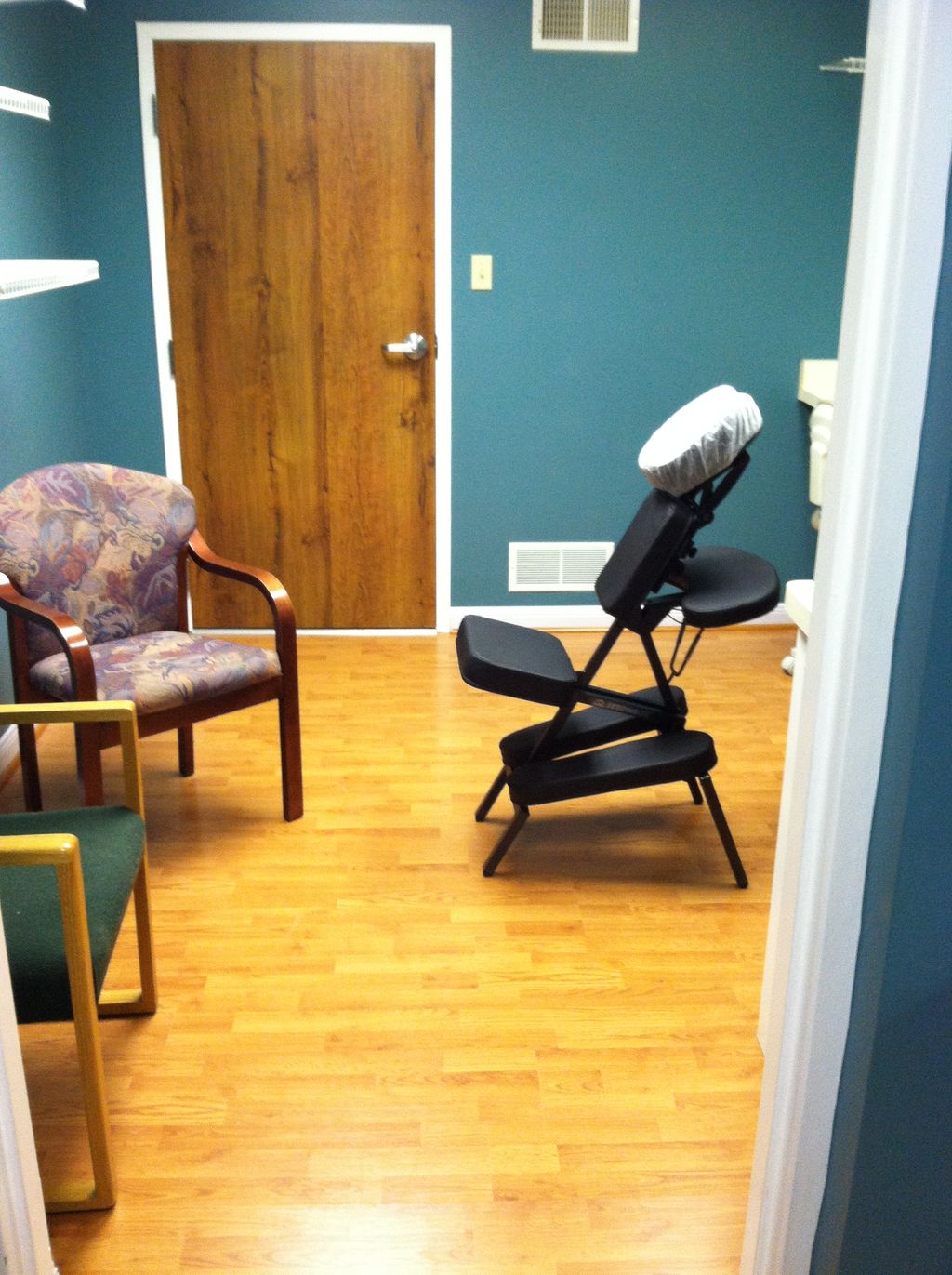 Bright second treatment space