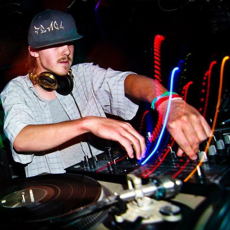 DJ Jenga
