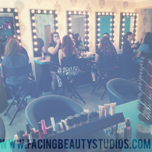 Makeup Artistry Courses & Private Lessons