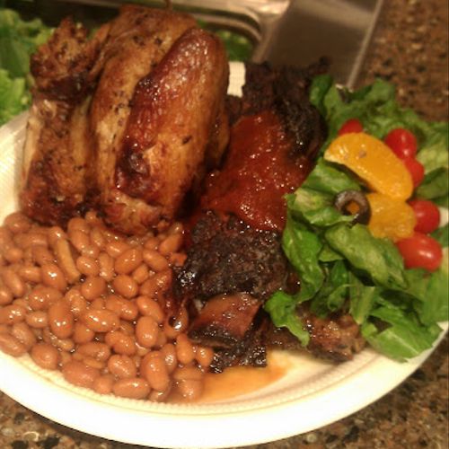 BBQ Chicken with Pinto Beans and Garden Salad. Fai