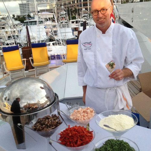 Chef Thomas at 2014 Palm Beach Boat show serving m