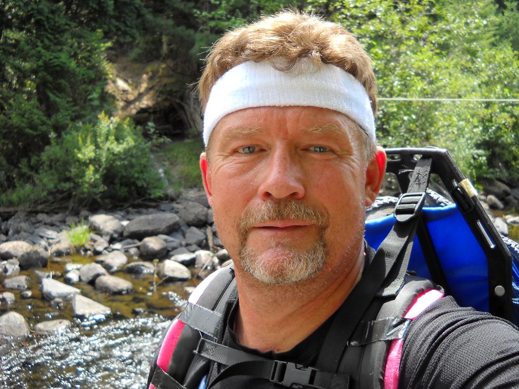 Just an average kinda guy . . who loves to "take a