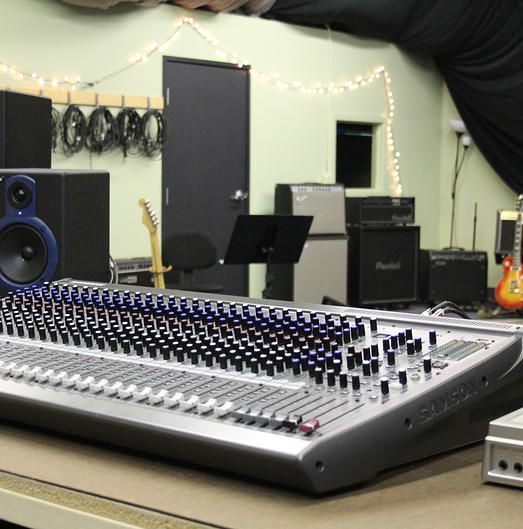 Aquarium's Mixing Console
