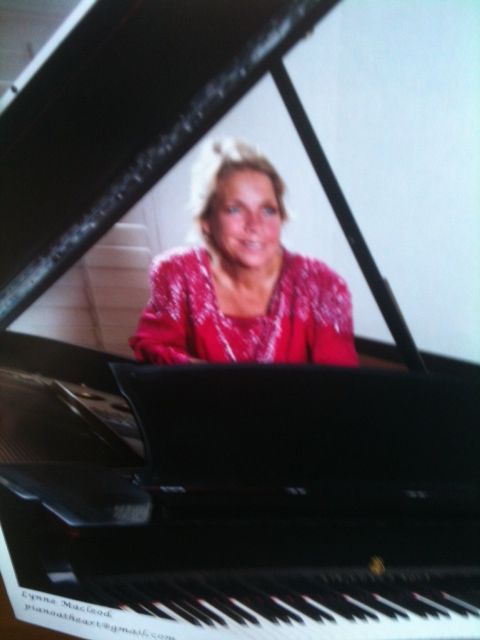 Piano Lessons with Lynne Macleod