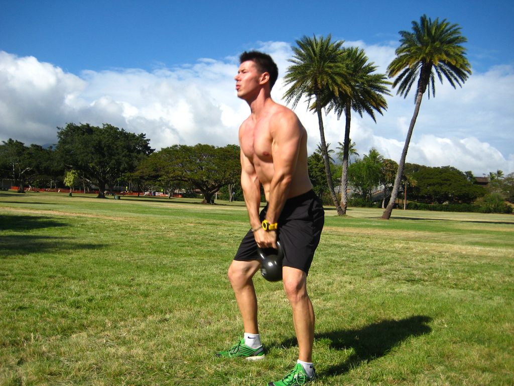Kettle bell swings at Kapiolani park.