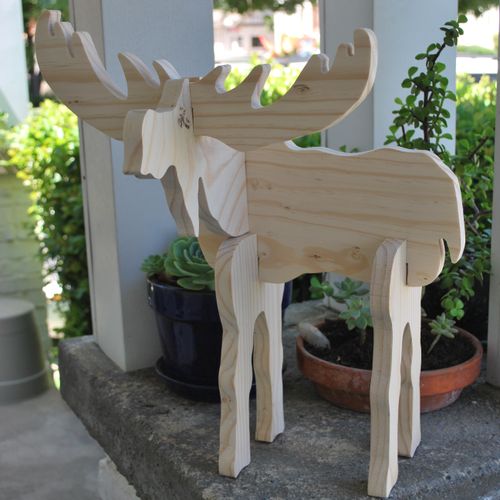 Stand up Moose 12" high 14"long