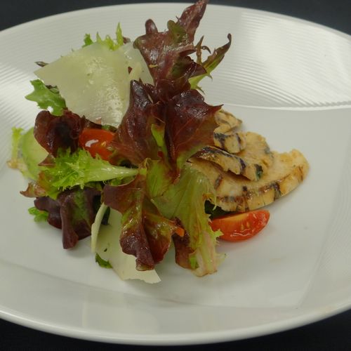 Grilled Chicken Spring Salad with Swiss Gruyere, T
