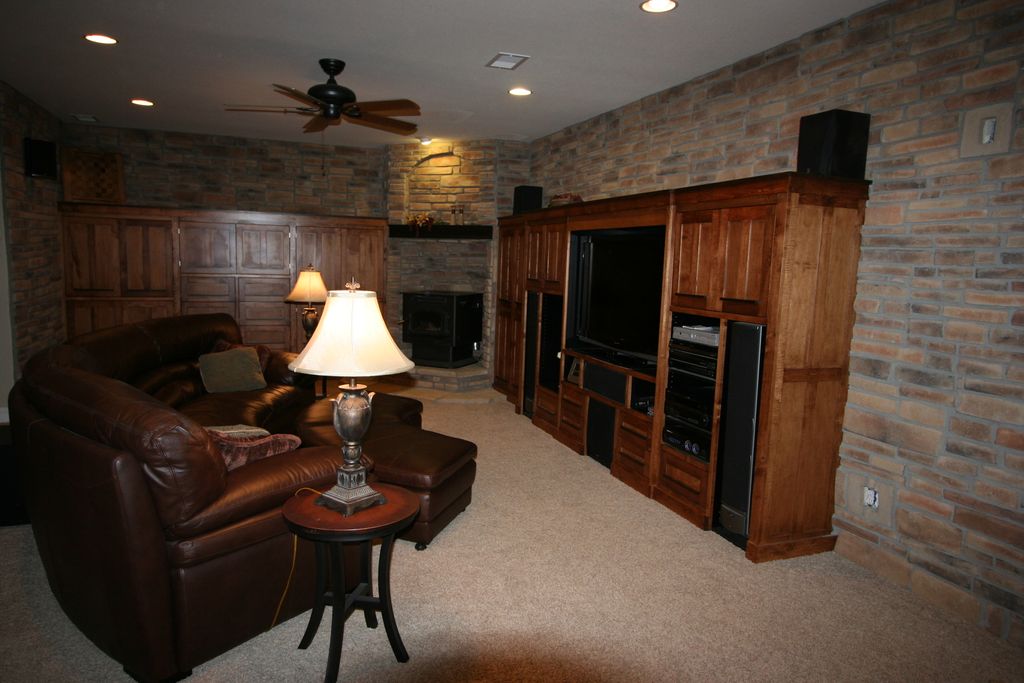 Entertainment Rooms and Basement Areas