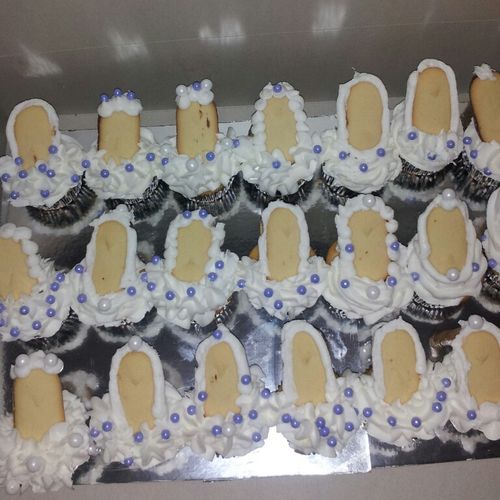 High heel shoe cupcakes