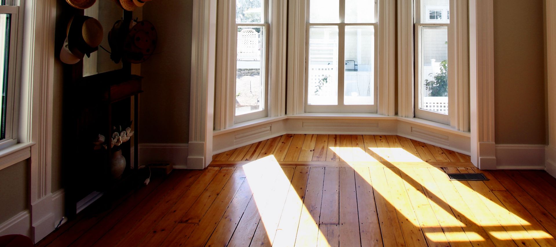 The 10 Best Window Cleaning Services Near Me (with Free