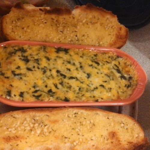 Artichoke Dip and Garlic Bread