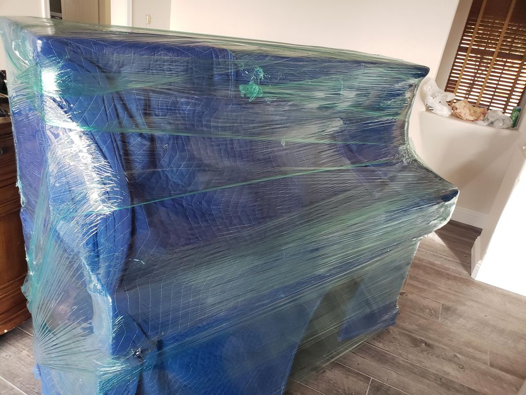 Complete wrap, before move out