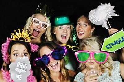 basic black background