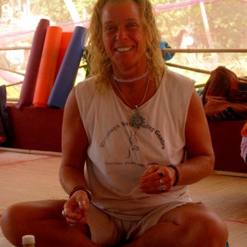 me teaching meditation in India during my yoga tea