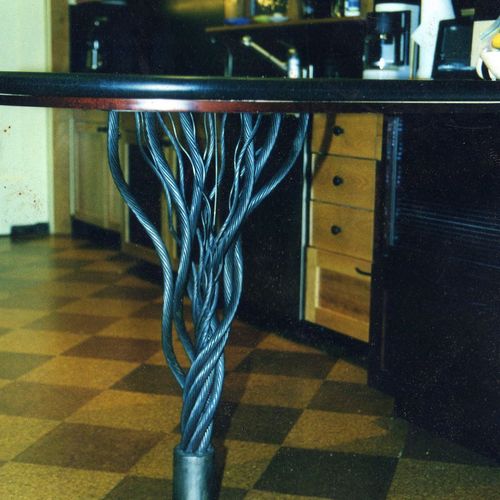 Separated wire rope counter base