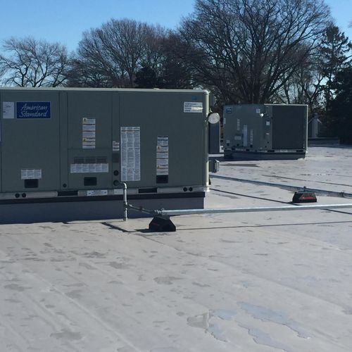 American standard commercial rooftop install